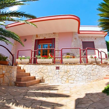 Perrone Apartments Триказе Экстерьер фото