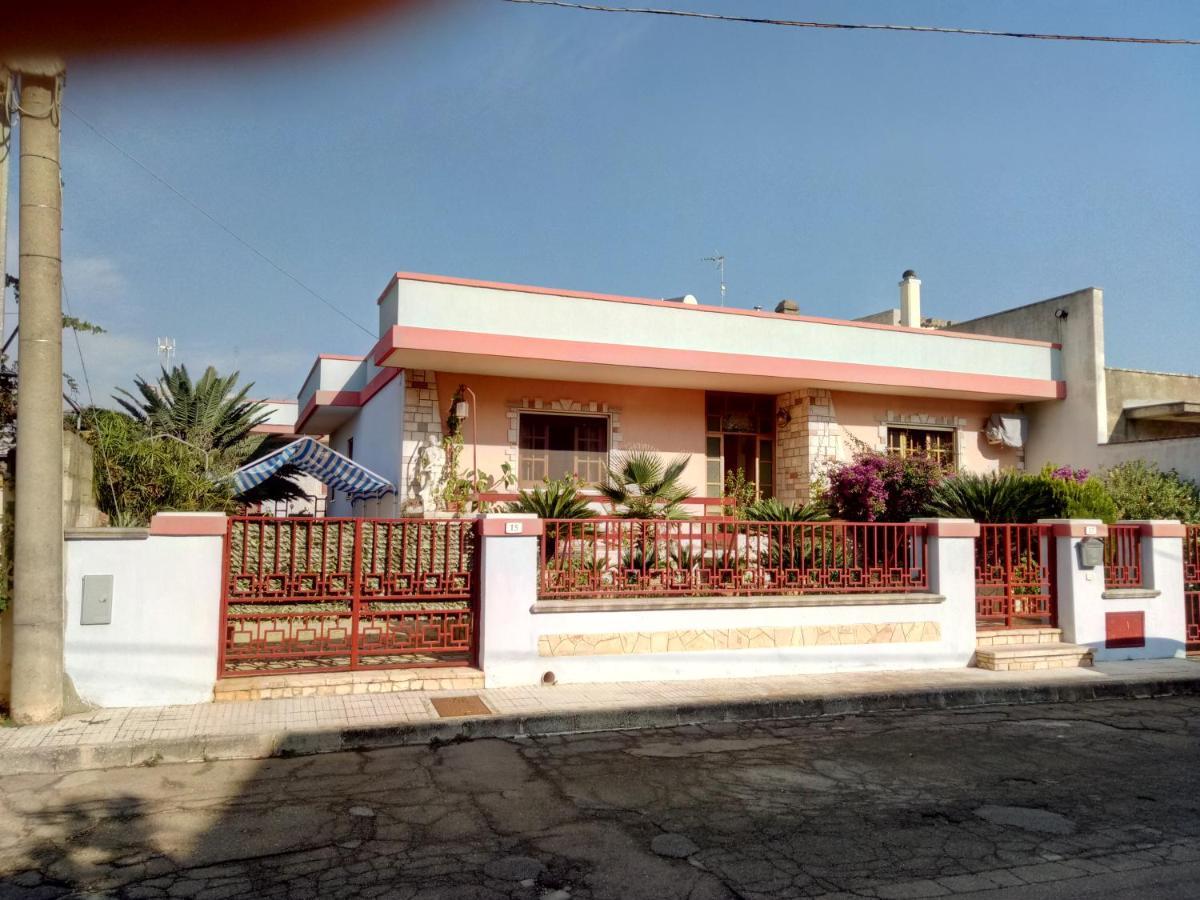 Perrone Apartments Триказе Экстерьер фото